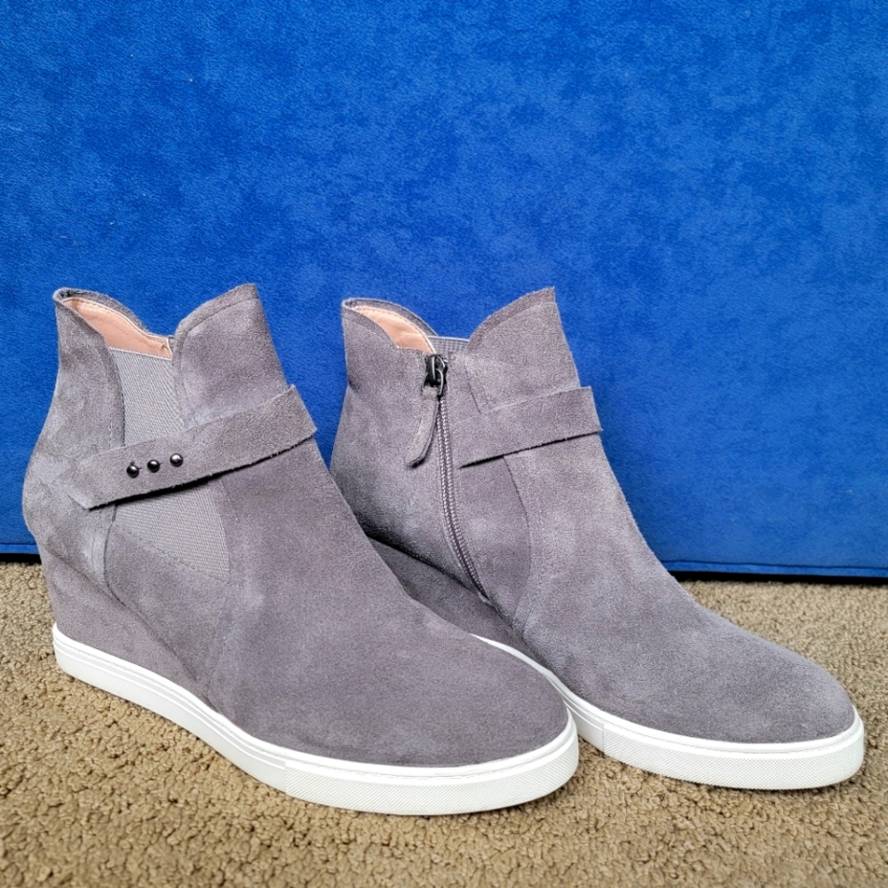 Light Grey Suede Low Heel boots